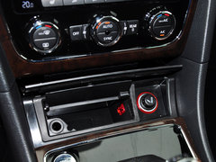 2014款 3.0L V6 DSG 旗舰尊享版