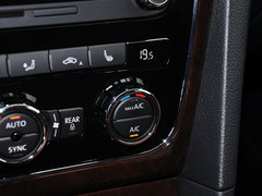 2014款 3.0L V6 DSG 旗舰尊享版