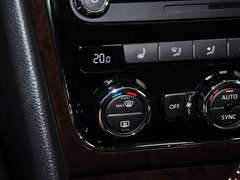 2014款 3.0L V6 DSG 旗舰尊享版
