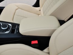 2014款 40TFSI 1.8T DCT Sportback舒适型