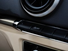 2014款 40TFSI 1.8T DCT Sportback舒适型
