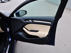 2014款 40TFSI 1.8T DCT Sportback舒适型
