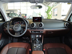 2014款 40TFSI 1.8T DCT Sportback舒适型