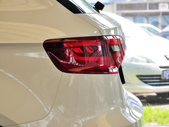 2014款 40TFSI 1.8T DCT Sportback舒适型