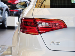 2014款 40TFSI 1.8T DCT Sportback舒适型