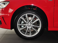 2014款 40TFSI 1.8T DCT Sportback舒适型