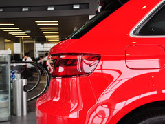 2014款 40TFSI 1.8T DCT Sportback舒适型