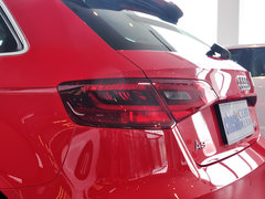 2014款 40TFSI 1.8T DCT Sportback舒适型