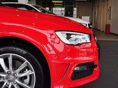 2014款 40TFSI 1.8T DCT Sportback舒适型
