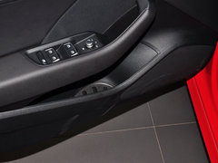 2014款 40TFSI 1.8T DCT Sportback舒适型
