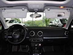 2014款 40TFSI 1.8T DCT Sportback舒适型