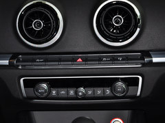 2014款 40TFSI 1.8T DCT Sportback舒适型