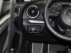 2014款 40TFSI 1.8T DCT Sportback舒适型