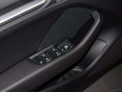 2014款 40TFSI 1.8T DCT Sportback舒适型