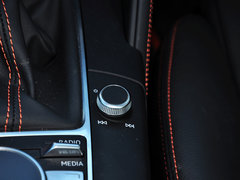 2014款 40TFSI 1.8T DCT Sportback豪华型