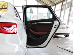 2014款 40TFSI 1.8T DCT Limousine舒适型