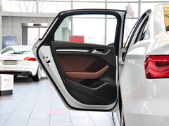 2014款 40TFSI 1.8T DCT Limousine舒适型