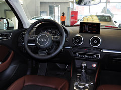 2014款 40TFSI 1.8T DCT Limousine舒适型