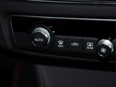 2014款 40TFSI 1.8T DCT Limousine舒适型