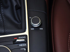 2014款 40TFSI 1.8T DCT Limousine舒适型