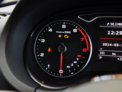 2014款 40TFSI 1.8T DCT Limousine舒适型