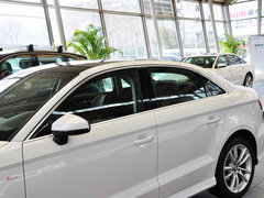 2014款 40TFSI 1.8T DCT Limousine舒适型