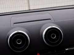 2014款 40TFSI 1.8T DCT Limousine舒适型