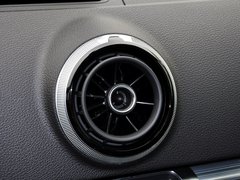 2014款 40TFSI 1.8T DCT Limousine舒适型