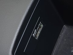 2014款 40TFSI 1.8T DCT Limousine舒适型