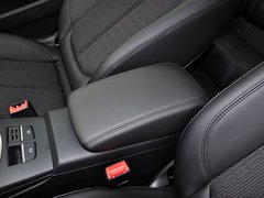 2014款 40TFSI 1.8T DCT Limousine舒适型