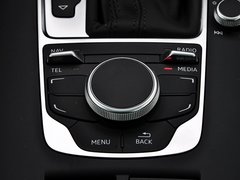 2014款 40TFSI 1.8T DCT Limousine舒适型