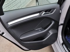 2014款 40TFSI 1.8T DCT Limousine舒适型