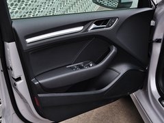 2014款 40TFSI 1.8T DCT Limousine舒适型