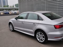 2014款 40TFSI 1.8T DCT Limousine舒适型