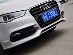 2014款 40TFSI 1.8T DCT Limousine舒适型