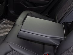 2014款 40TFSI 1.8T DCT Limousine舒适型