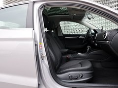 2014款 40TFSI 1.8T DCT Limousine舒适型