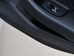 2014款 40TFSI 1.8T DCT Limousine舒适型