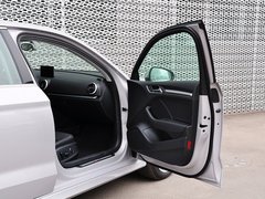 2014款 40TFSI 1.8T DCT Limousine舒适型