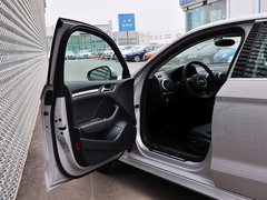 2014款 40TFSI 1.8T DCT Limousine舒适型