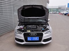 2014款 40TFSI 1.8T DCT Limousine舒适型