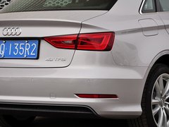 2014款 40TFSI 1.8T DCT Limousine舒适型