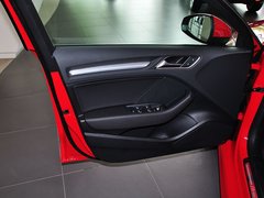 2014款 40TFSI 1.8T DCT Limousine舒适型