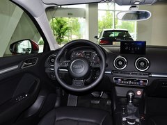 奥迪A3(进口) 2014款 40TFSI 1.8T DCT Limousine舒适型