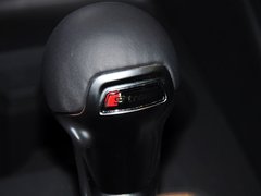 2014款 40TFSI 1.8T DCT Limousine舒适型