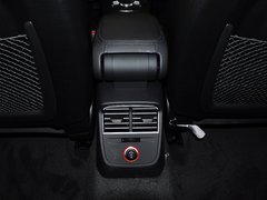 2014款 40TFSI 1.8T DCT Limousine舒适型