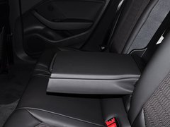 2014款 40TFSI 1.8T DCT Limousine舒适型