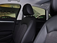 2014款 40TFSI 1.8T DCT Limousine舒适型