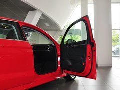 2014款 40TFSI 1.8T DCT Limousine舒适型