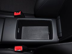 2014款 40TFSI 1.8T DCT Limousine舒适型